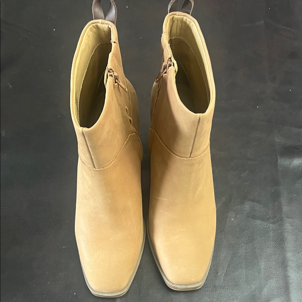Crown Vintage‎ Tan Platform Ankle Boots
